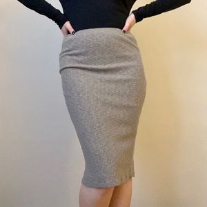 Tan knit style bodycon skirt.